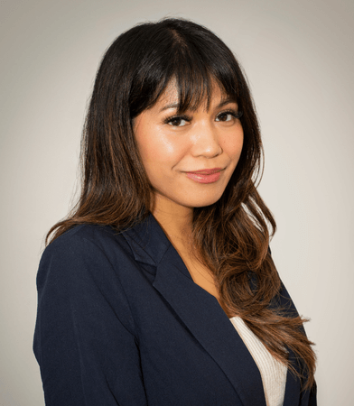 Nicole Gaviola Headshot